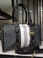 *MICHAEL KORS*
Duffel bag