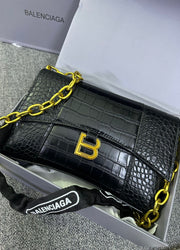 BALENCIAGA
Downtown Xs Shoulder Bag - Official Model