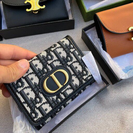 Dior 30 Montaigne Glycine Wallet